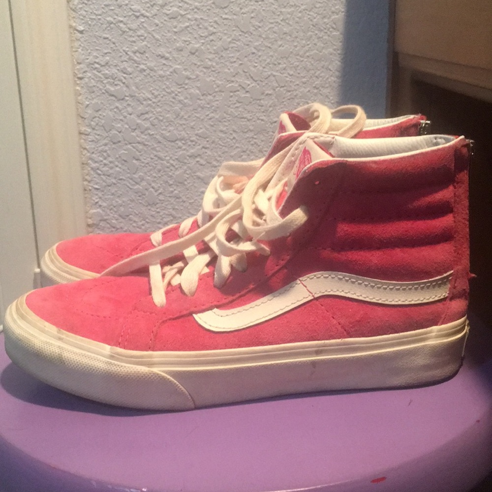 Pink Suede Lace-Up Vans